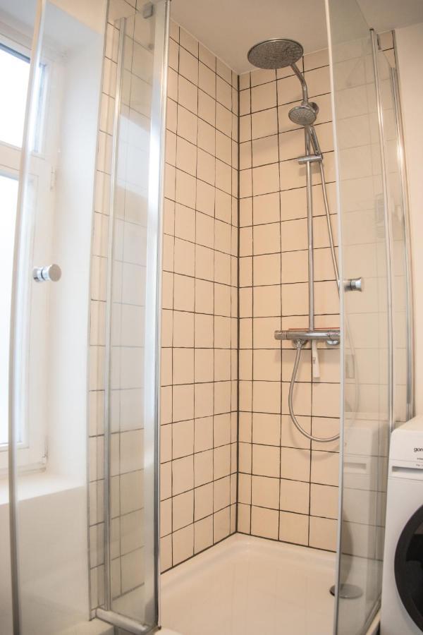Doppelbett In Heller Wohnung Hamburg Eksteriør bilde